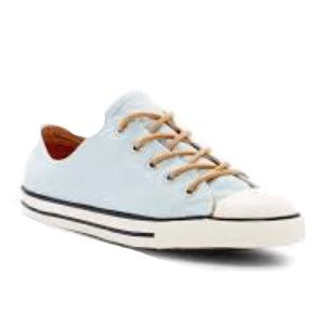 NWT! Converse Chuck Taylor - Light Blue - Size 5